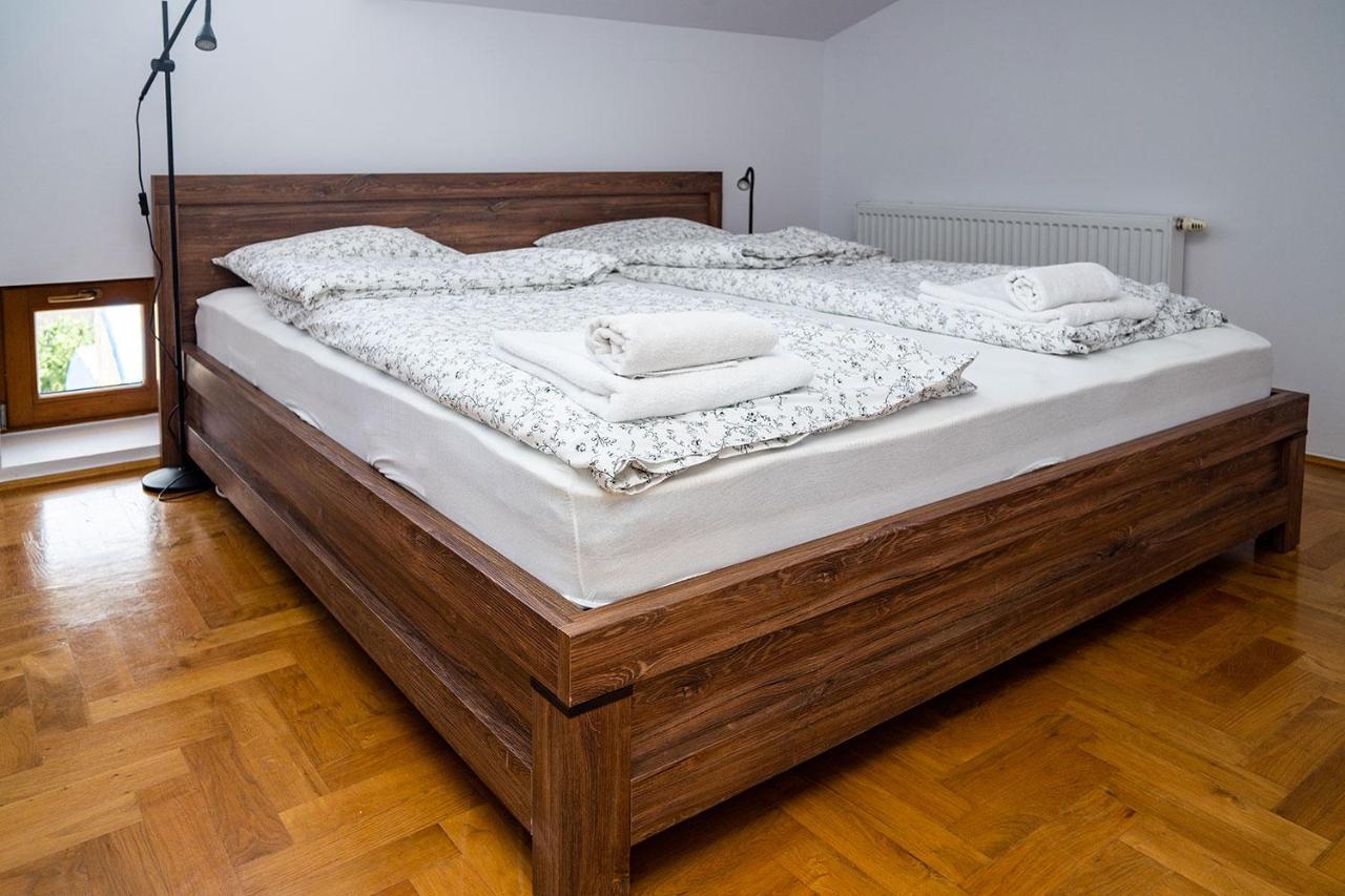 Wonder Cracow Apartment Красков Екстериор снимка